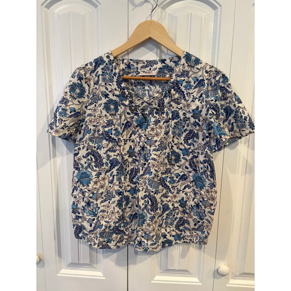 Knox Rose White And Blue FLoral Lace Up Neckline Size Small